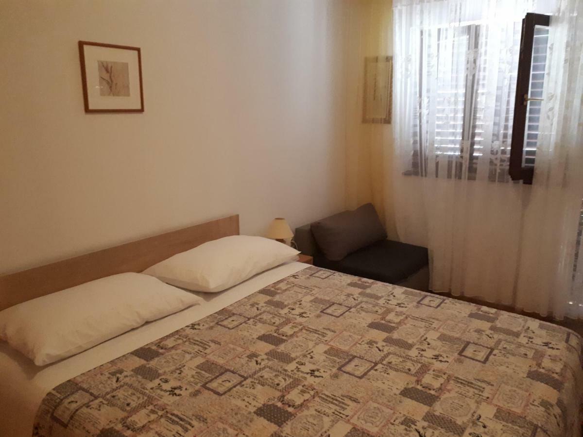 Lili Apartment โรวีน ภายนอก รูปภาพ